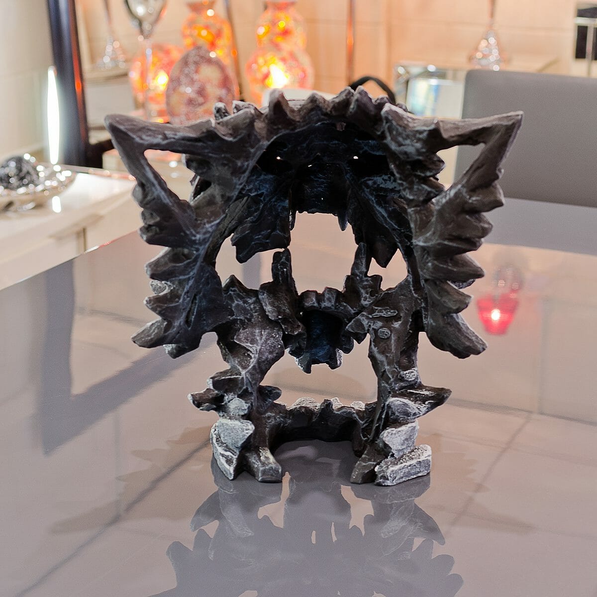 Wolf Bust Edge Sculpture