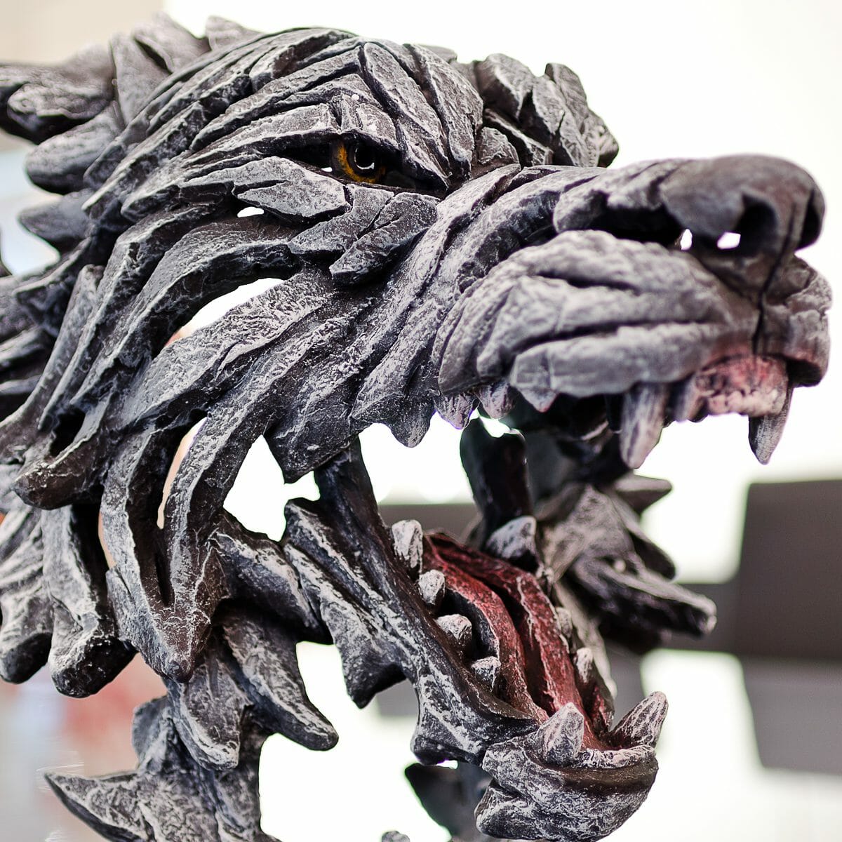 Wolf Bust Edge Sculpture