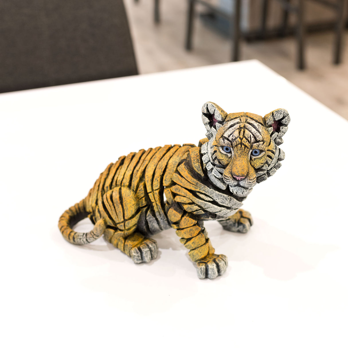 Tiger Cub Ornament Edge Sculpture