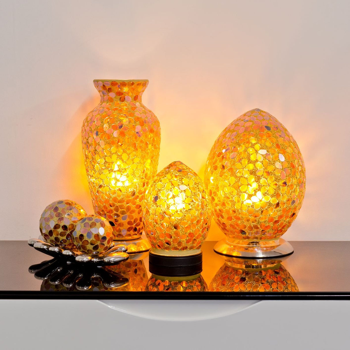 Bronze Flower Mosaic Glass Vase Lamp