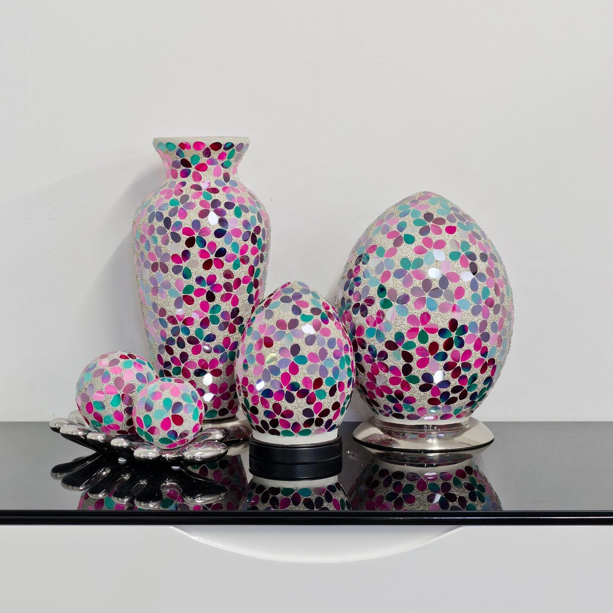 Pink Flower Medium Mosaic Glass Vase Lamp
