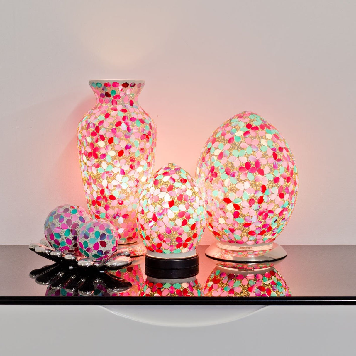 Pink Flower Medium Mosaic Glass Vase Lamp
