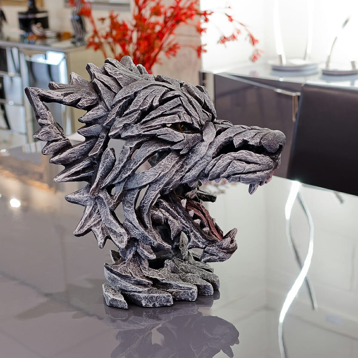 Wolf Bust Edge Sculpture